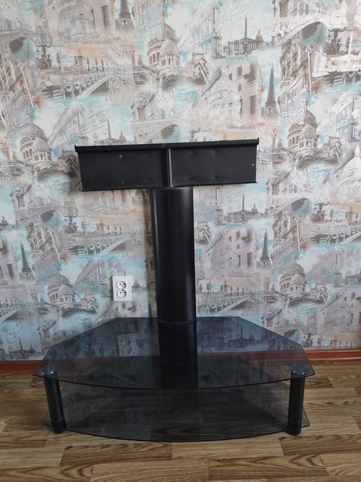 Кронштейн подставка под телевизор