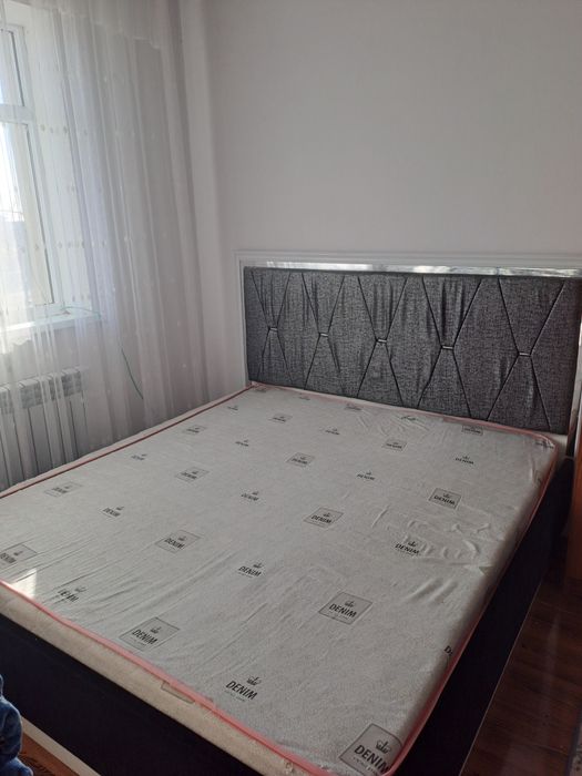 Спальный кровать бу