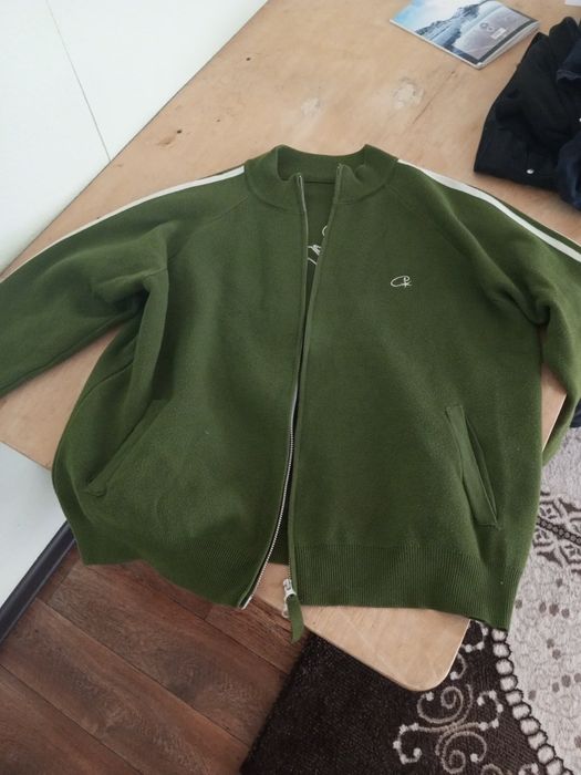 Продам размер М с торгом