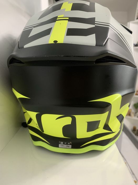 Каска Airoh Twist 2.0