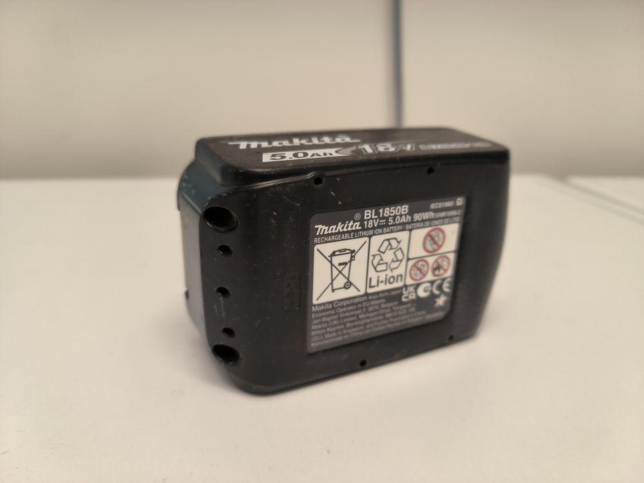 Makita DMR200 Bluetooth speaker блутут тонколона