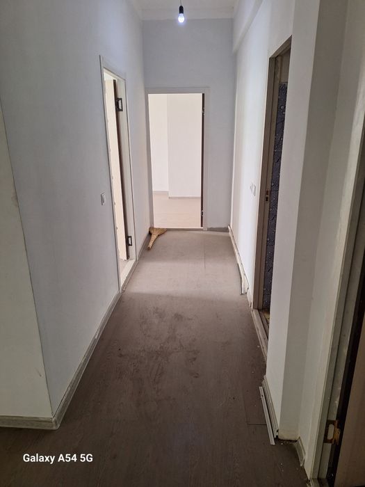 Kvartira 3 xonali 92 kv m