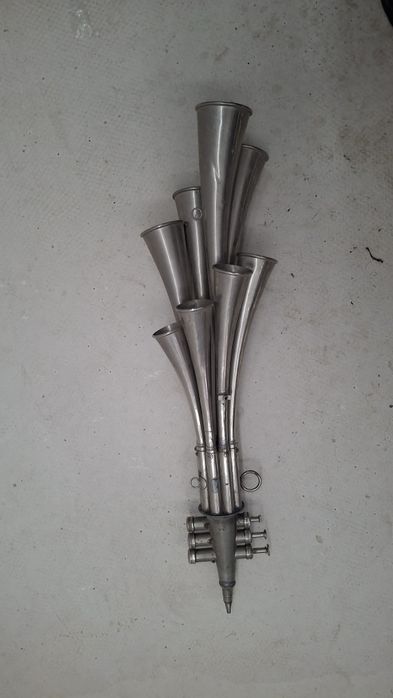 Ретро фанфари в отлично състояние