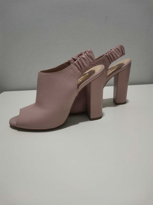 Сандали пепел от рози Mino №36