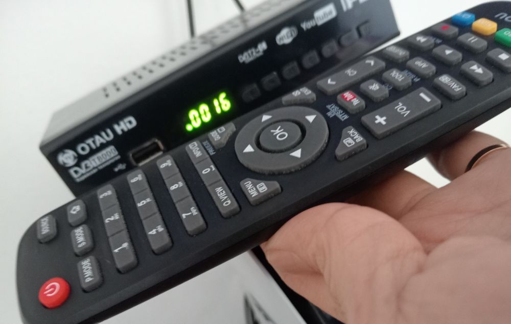 Продам Haier большой телевизор