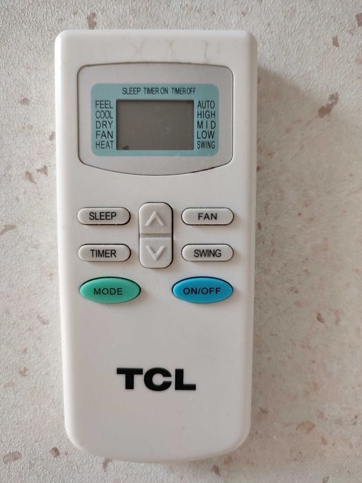 Продавам работещ климатик TCL - 12