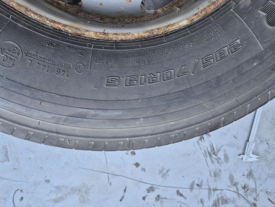 Гума с джанта Goodyear 285 70 19.5  12mm
