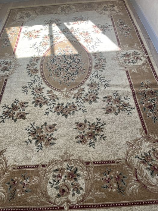 Продам ковер 2 штук