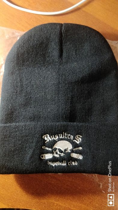 Шапка бини спортивные.