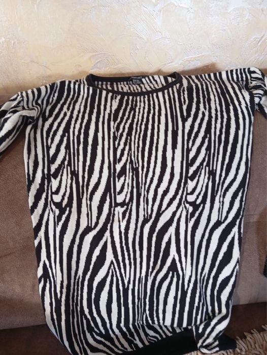 Продам женскую одежду 1000