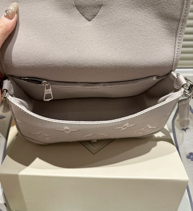 Чанта Louis Vuitton