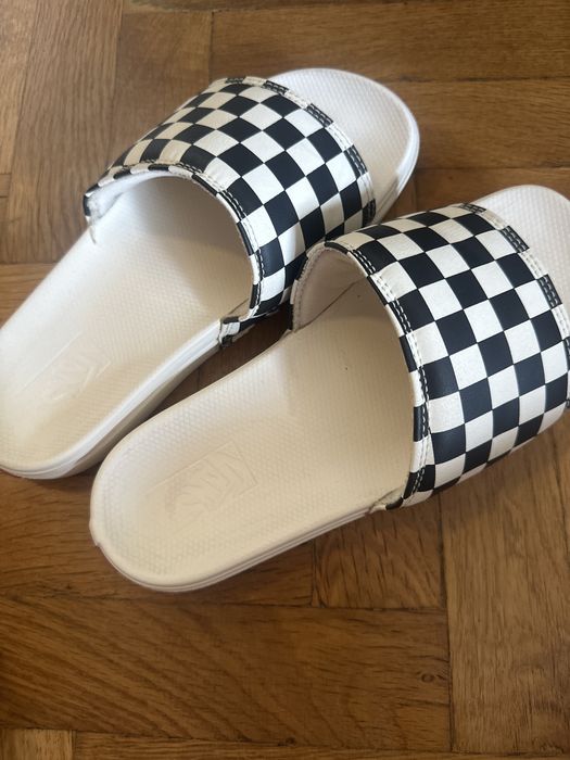 Лятни чехли VANS