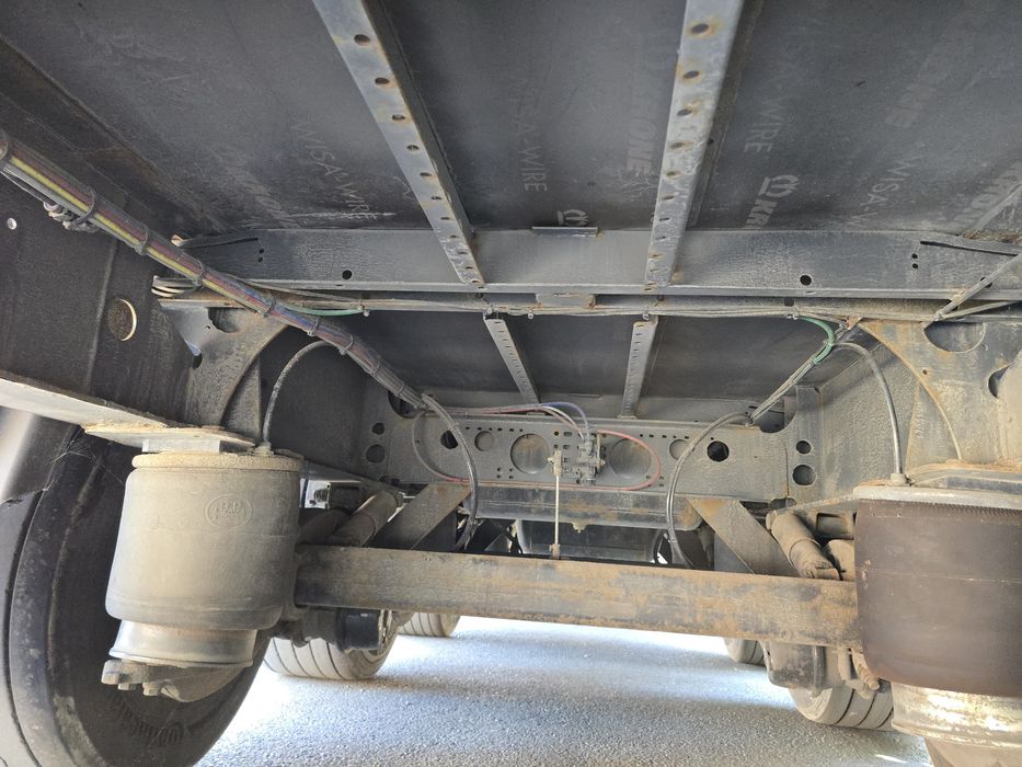 Semiremorca krone mega