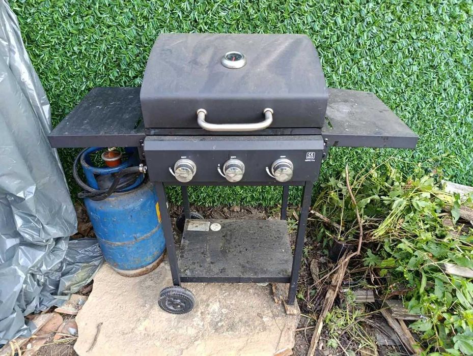 Продава се Къща в Елена - 240 кв.м за 1246 €/кв.м - Снимка #12