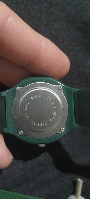 Свеж ръчен часовник