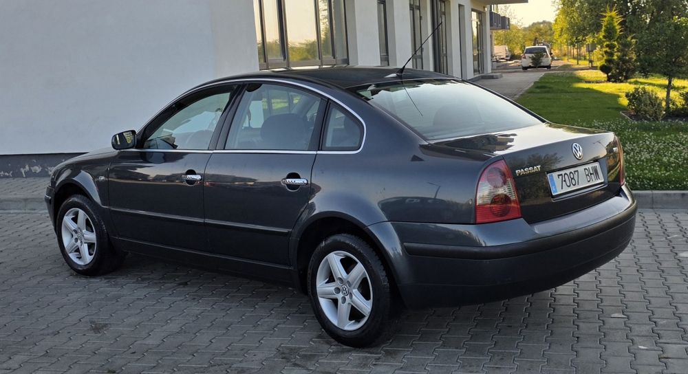 VOLKSWAGEN Passat 2002 — imagine 2