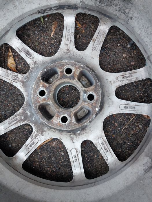 Диски R16 оригинал. На Гольф 3.