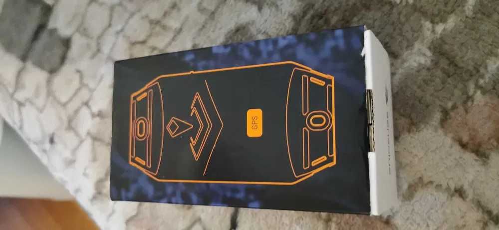 gps tracker ca in poza dispozitiv de urmarire