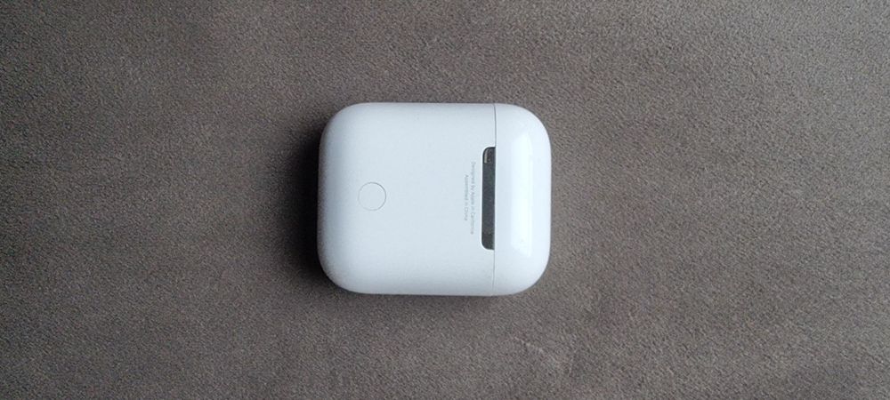 Безжични слушалки Apple - AirPods2 with Charging Case, TWS, бели