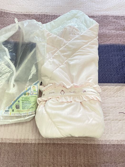 Продам конверт на выписку на весну