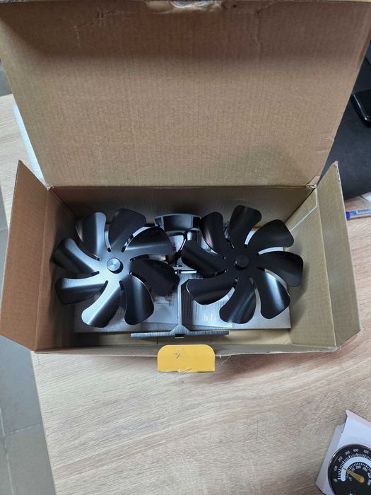 Ventilator mini pentru soba, circulatie eficienta a aerului, birou, negru