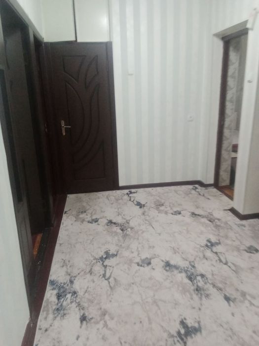 Uy sotiladi 3hona 2,6 balkon tualet hamom alohida