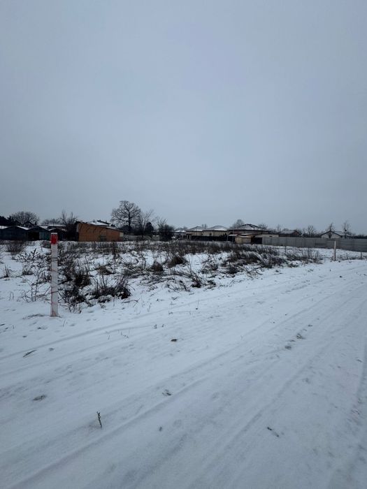 Vând teren Săbăreni 1000 mp – zonă centrală, utilități, proprietar