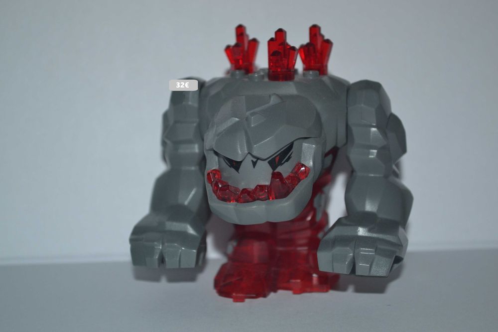 LEGO минифигурки- Collectible Minifigures, Space, Spongebob, NEXO и др