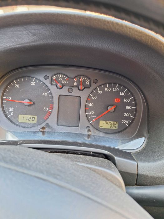 Голф 4  1.9 90 кс.