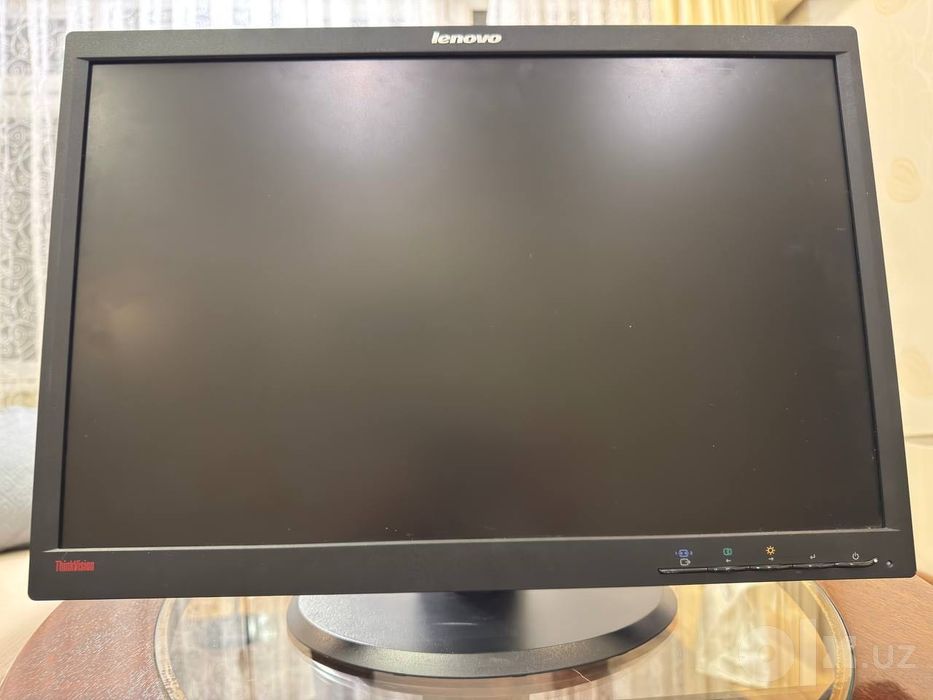 Монитор 1680 на 1050 lenovo 60гц
