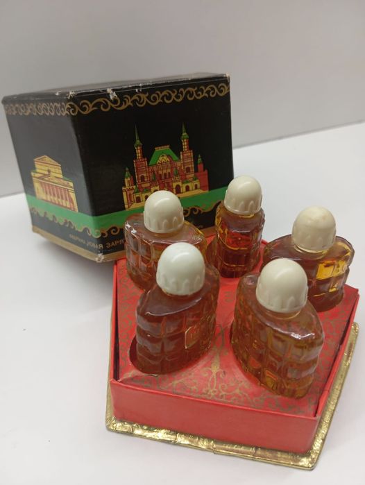 Ретро винтидж парфюм