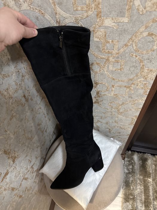 Замшевые сапоги ботфорты