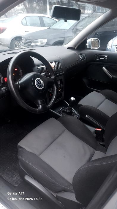 VW Golf 4 1.6 benzină – 4500 lei – Galați