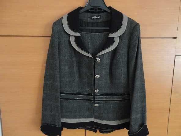 Compleu de dama elegant  marimea 44 format  din 3 piese de stofa