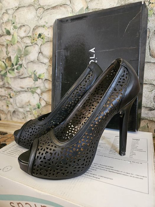 Pantofi de damă, cu toc, din piele naturală