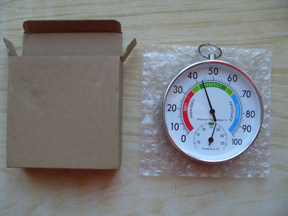 Висококачествен измервател на влажност и температура