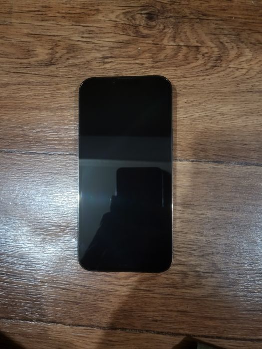 Телефон IPhone 13 про махс срочна срочно