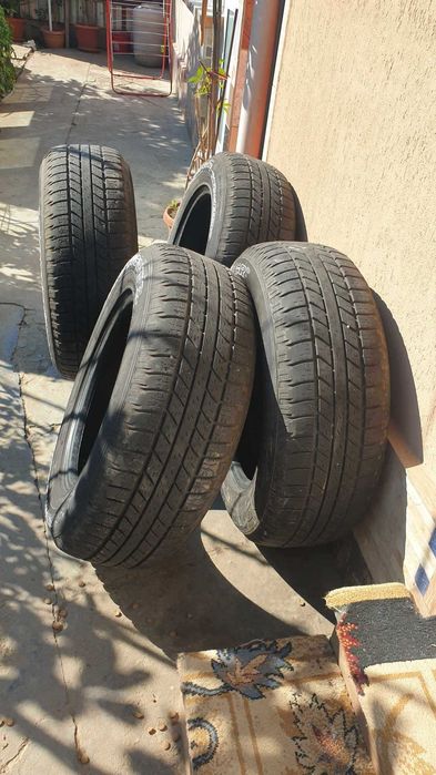 GoodYear 245 65 17