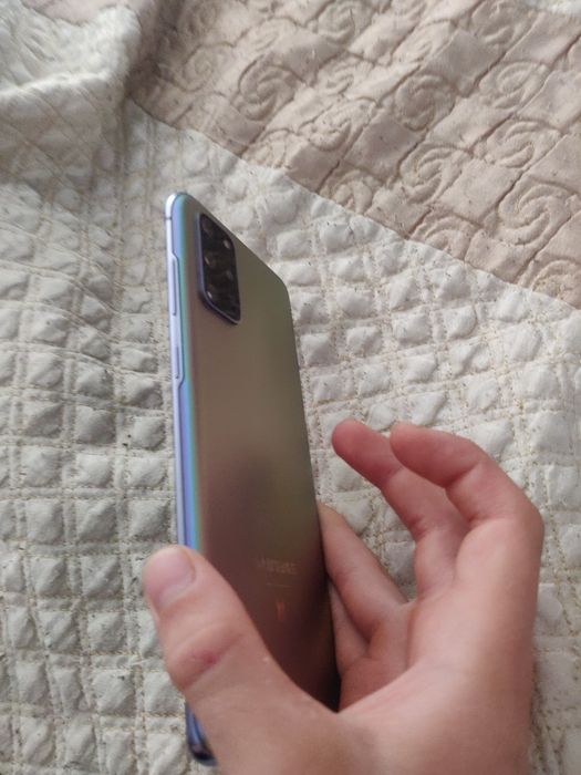 Продам samsung s20 plus BTS edition очень редкий