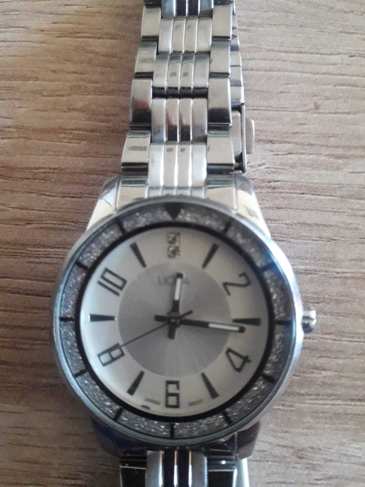 Montre discount liora prix
