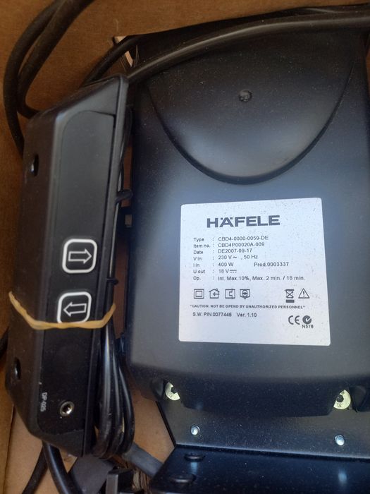 Електрическа стойка за телевизор Schneider Hafeli