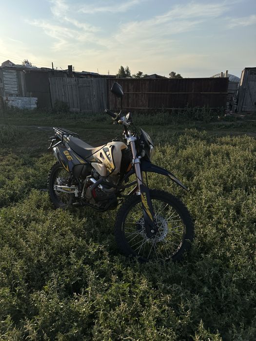 Мотоцикл Эндуро 250куб