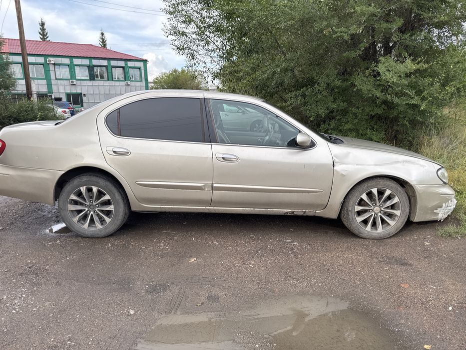 Продам машину 2003 года