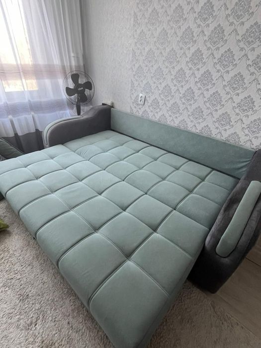 Диван в хорошем состоянии