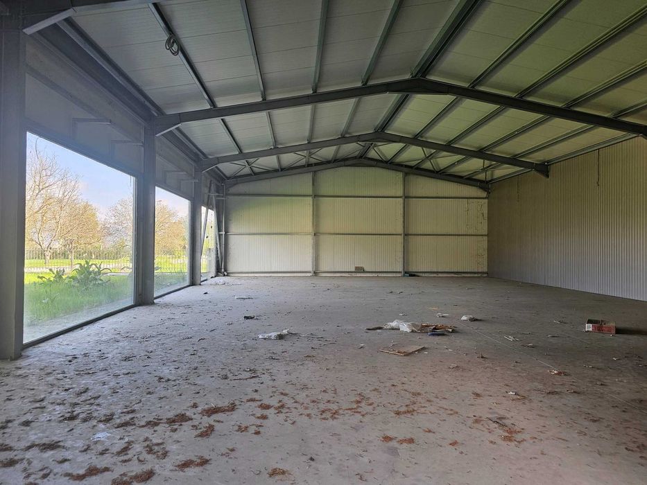 Продава се промишлена сграда от 1.100m2 Елефтеруполис КАВАЛА код 4699