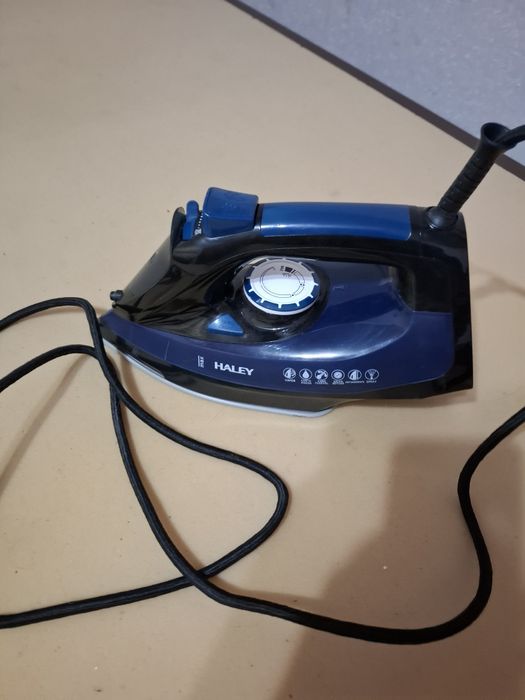 Чайник,утюг,баки.