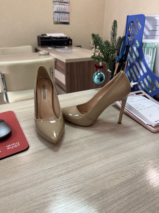 Продам туфли 36 размер