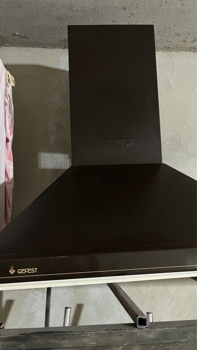 Газ плита 4 канф+ вытяжка