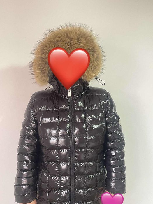 Vand geaca Moncler 1,68 se potriveste 70 kg