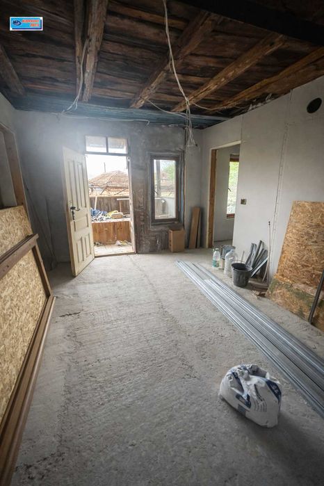 Къща в с. Драганово, общ. Горна Оряховица